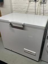 HOTPOINT CHEST FREEZER  251