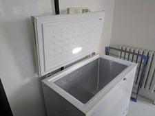 Large Chest Freezer In